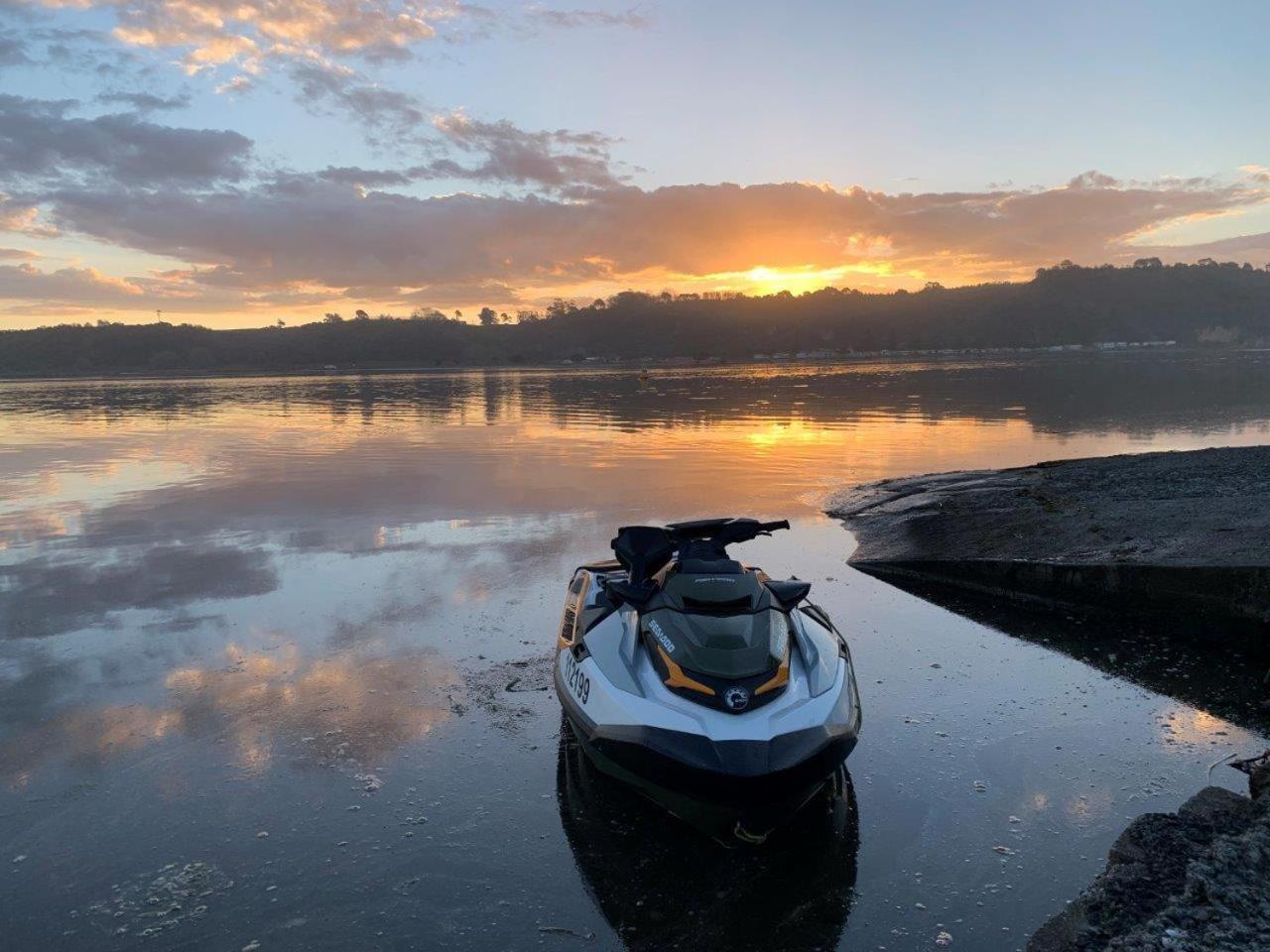 Pukehina Estuary Sunset Views Holiday Home Exterior foto