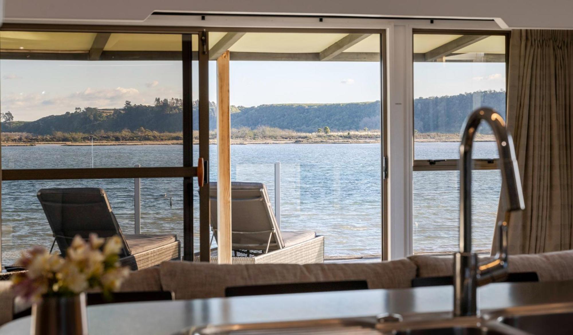 Pukehina Estuary Sunset Views Holiday Home Exterior foto