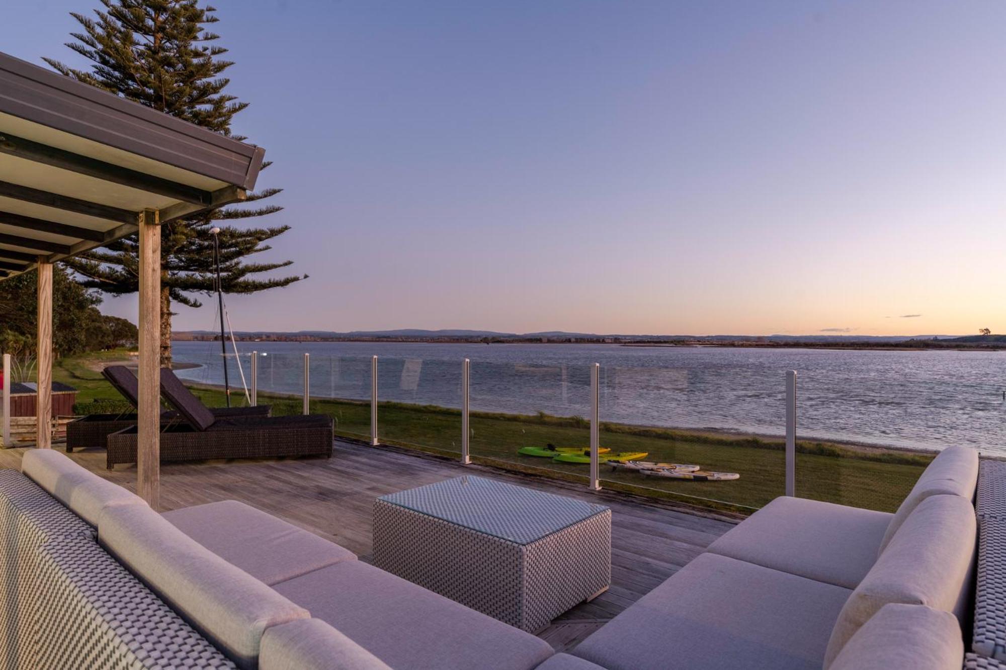 Pukehina Estuary Sunset Views Holiday Home Exterior foto