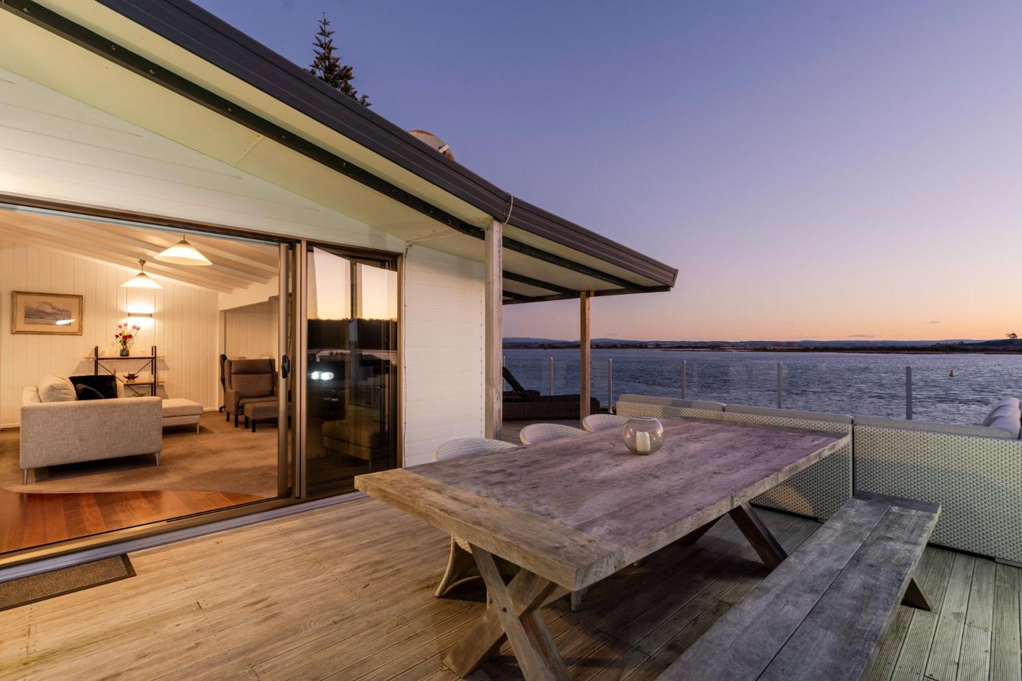 Pukehina Estuary Sunset Views Holiday Home Exterior foto